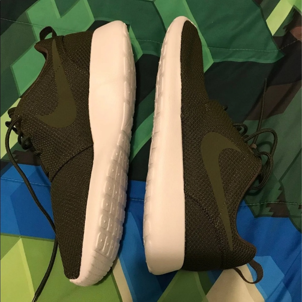 Nike Rosche One